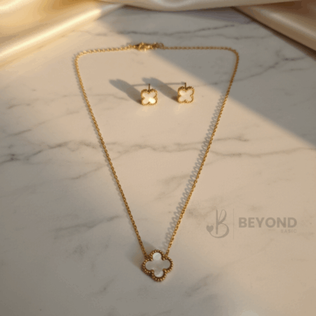 White Clover Pendant Set