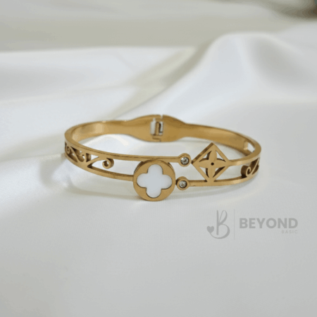 Clover Motif Gold Bracelet