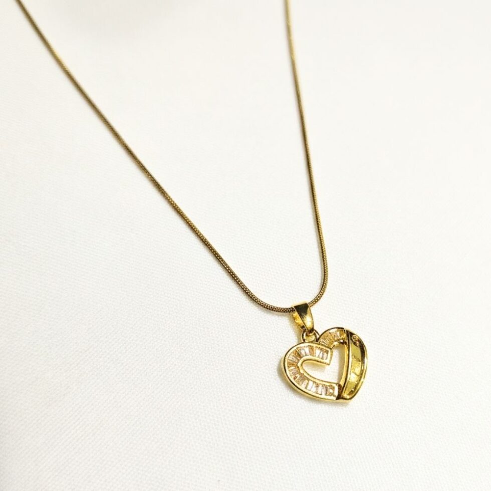 Elegant Double Heart Crystal Pendant Necklace with Gold Finish